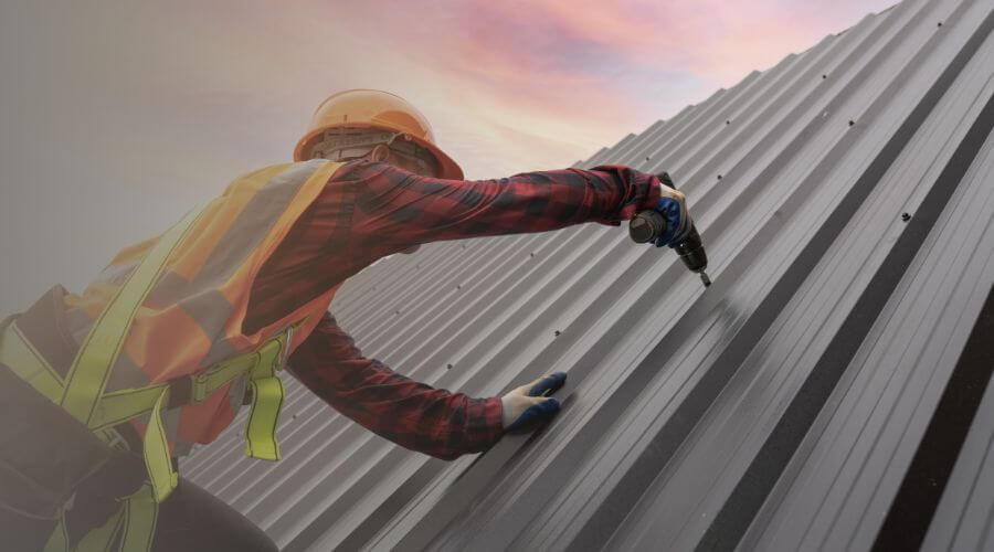 Professional gutter cleaning in Fallon, MT